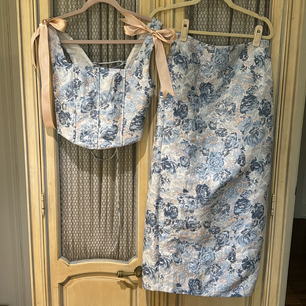 Yllw the Label brocade corset top skirt set size small top and medium bottom